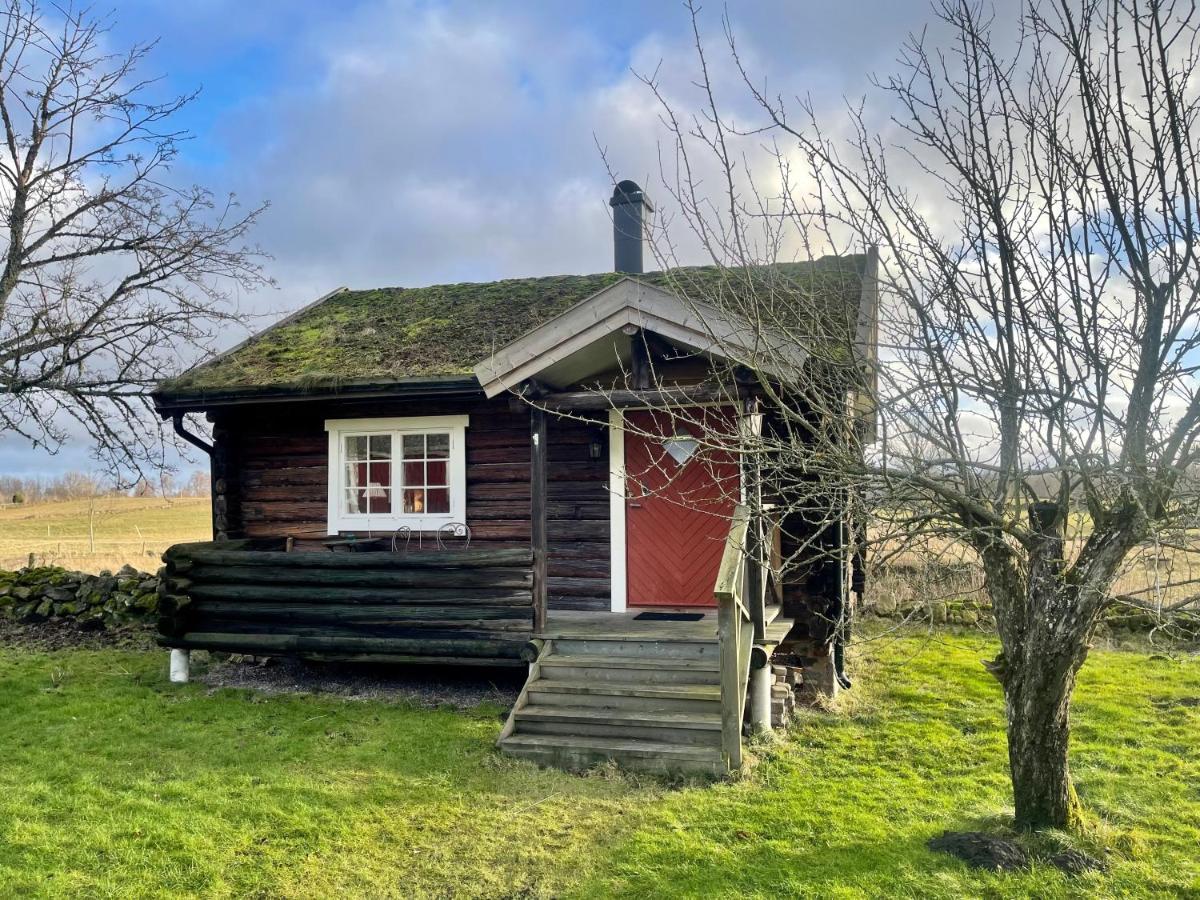 Falköping Backgardens Timmerstuga מראה חיצוני תמונה